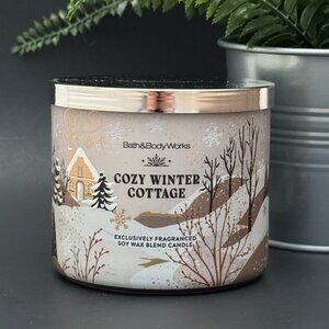 BBW Cozy Winter Cottage Bath & Body Works 3 Wick Candle